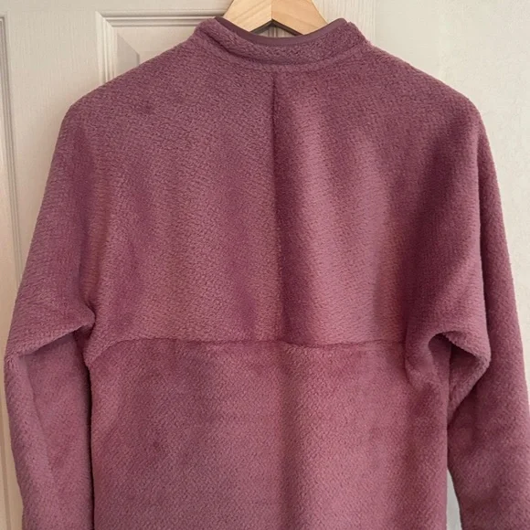 Patagonia Women's Mauve Zip-Up Sweater - Picture 4 of 4